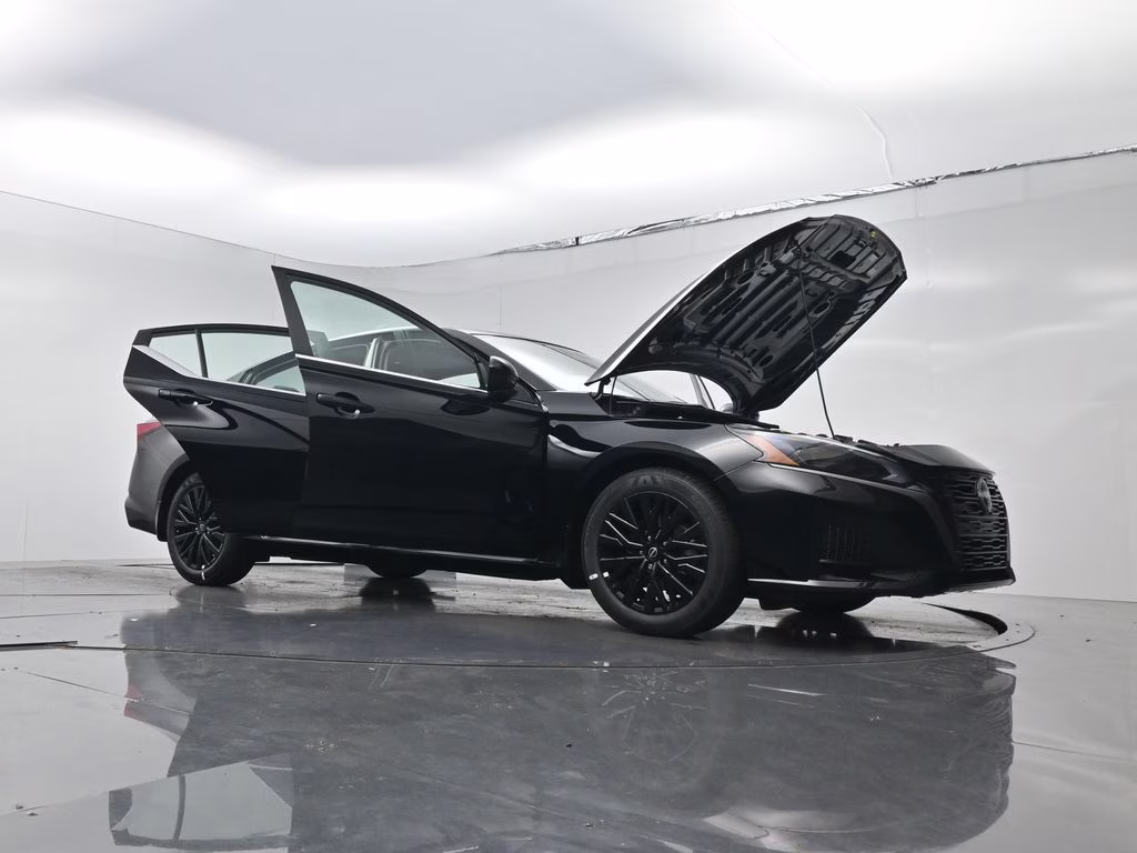 2026 Super Black Clearcoat Nissan Altima 2.5 SV FWD Sedan