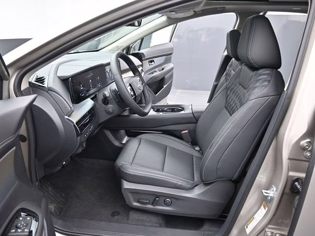 2026 Champagne Silver Metallic Nissan Murano Platinum AWD SUV