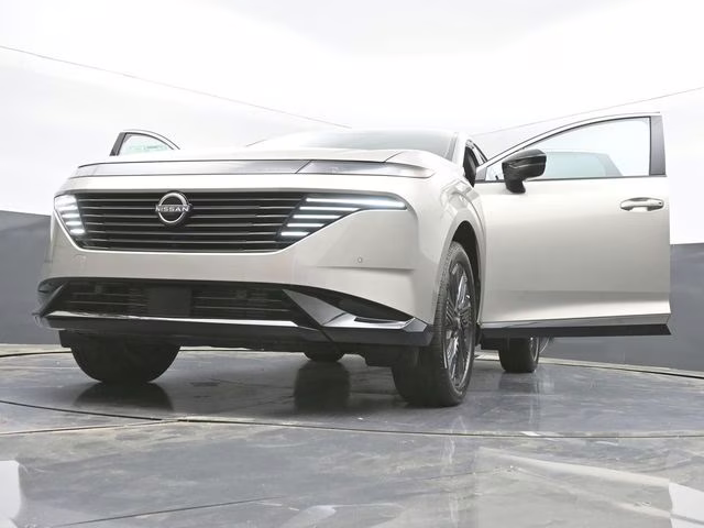 2026 Champagne Silver Metallic Nissan Murano Platinum AWD SUV