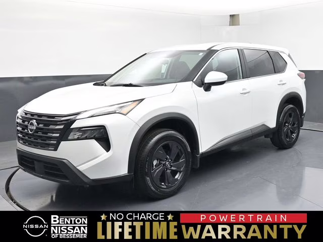 2026 Everest White Pearl Tricoat Nissan Rogue SV FWD SUV
