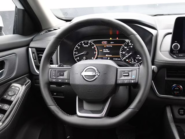 2026 Everest White Pearl Tricoat Nissan Rogue SV FWD SUV