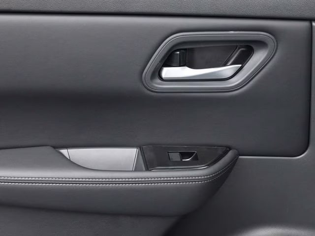 2026 Everest White Pearl Tricoat Nissan Rogue SV FWD SUV