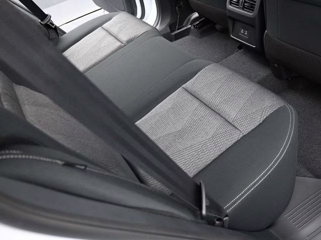 2026 Everest White Pearl Tricoat Nissan Rogue SV FWD SUV