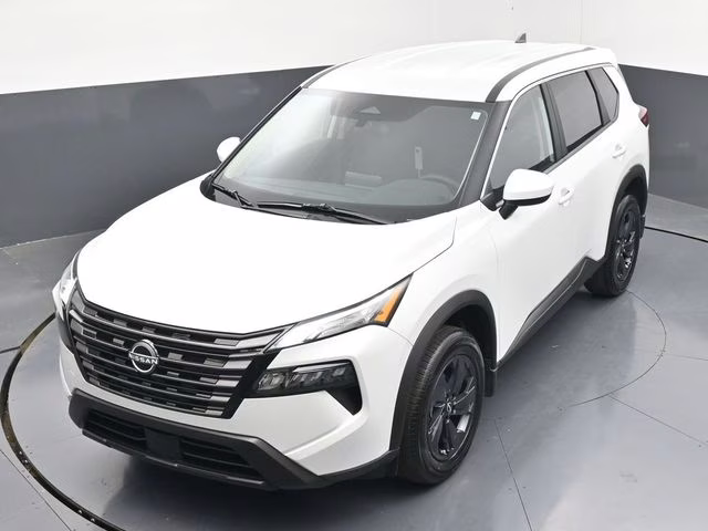 2026 Everest White Pearl Tricoat Nissan Rogue SV FWD SUV