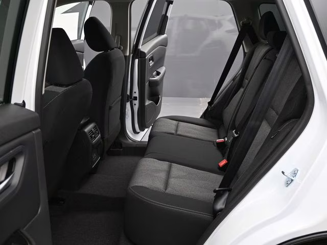 2026 Everest White Pearl Tricoat Nissan Rogue SV FWD SUV