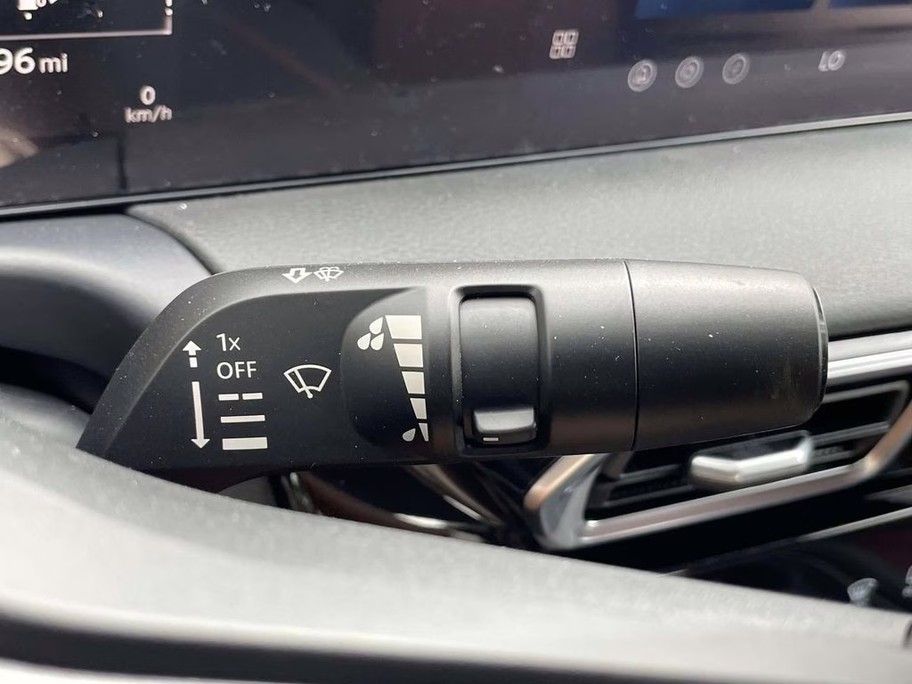 2026 Bluestone Pearl/Super Blk Nissan Sentra SR FWD Sedan
