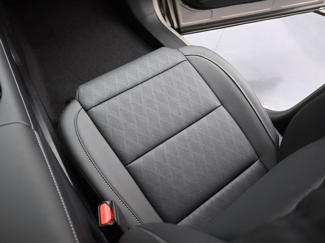 2026 Champagne Silver Metallic Nissan Murano Platinum AWD SUV