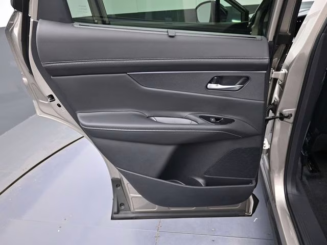 2026 Champagne Silver Metallic Nissan Murano Platinum AWD SUV