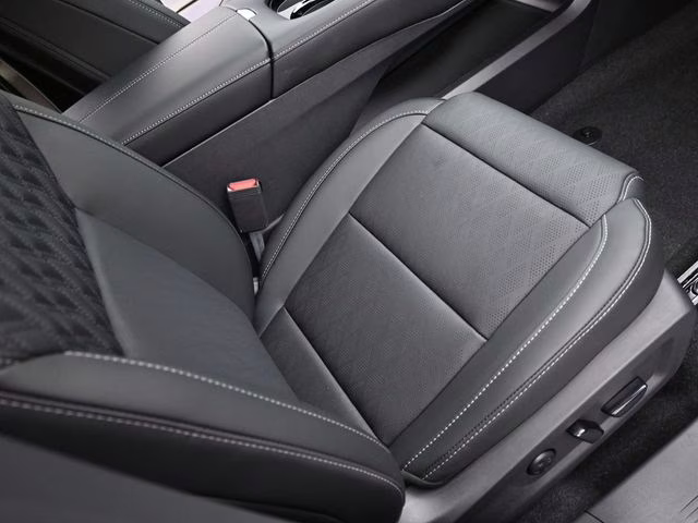 2026 Champagne Silver Metallic Nissan Murano Platinum AWD SUV