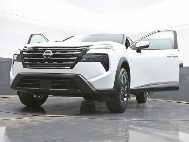 2026 Everest White Pearl Tricoat Nissan Rogue SV FWD SUV