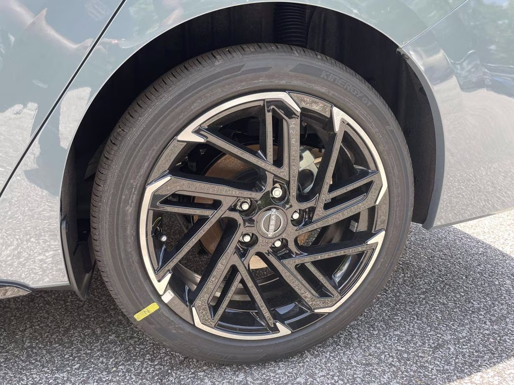 2026 Atlantic Gray Metallic Nissan Sentra SR FWD Sedan