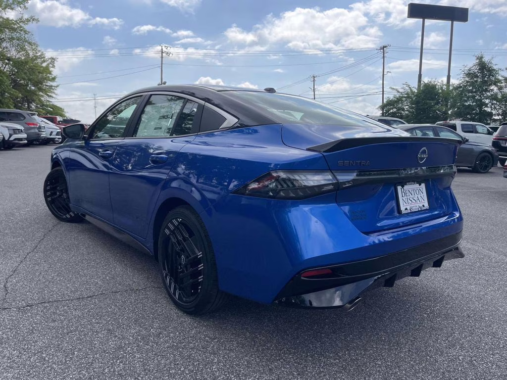 2026 Bluestone Pearl/Super Blk Nissan Sentra SR FWD Sedan