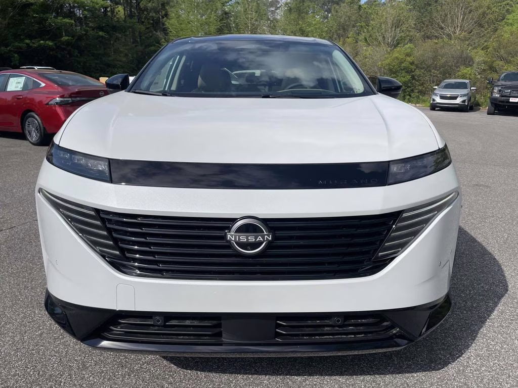 2026 Everest White Pearl/Black Nissan Murano Platinum AWD SUV