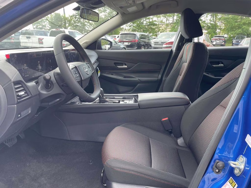 2026 Bluestone Pearl/Super Blk Nissan Sentra SR FWD Sedan