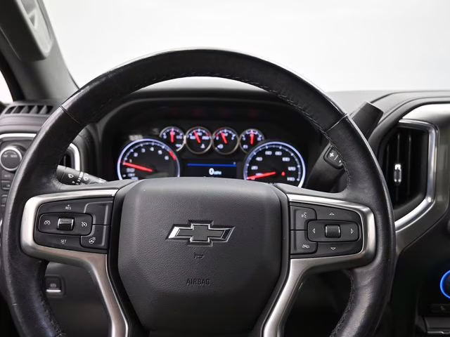 2021 Shadow Gray Metallic Chevrolet Silverado 1500 RST 4X4 Truck