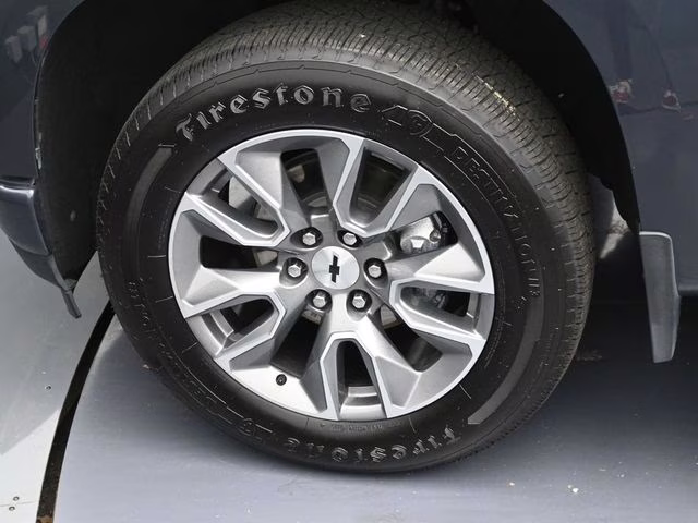 2021 Shadow Gray Metallic Chevrolet Silverado 1500 RST 4X4 Truck
