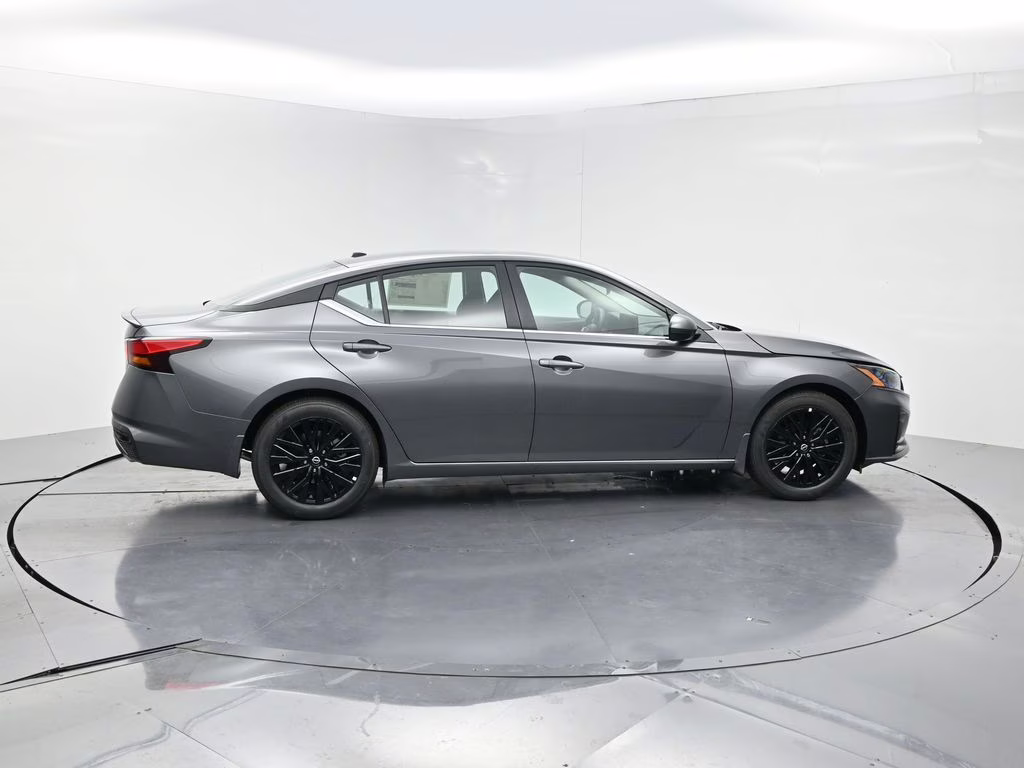 2026 Gun Metallic Nissan Altima 2.5 SV FWD Sedan