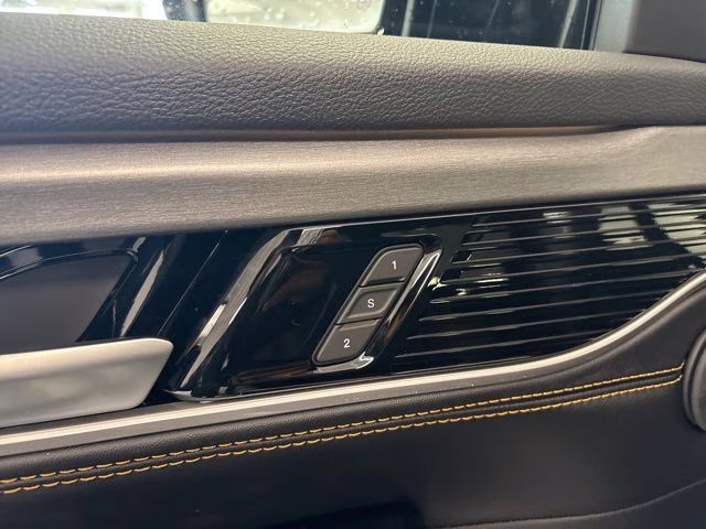 2026 Silver Zynith Jeep Grand Wagoneer 4X4 4X4 SUV