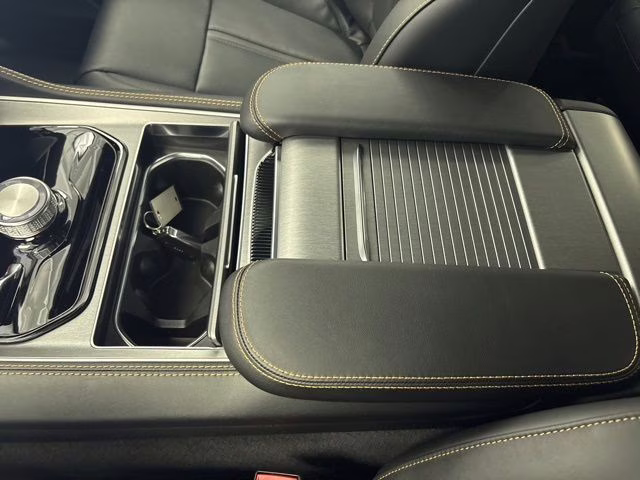 2026 Silver Zynith Jeep Grand Wagoneer 4X4 4X4 SUV