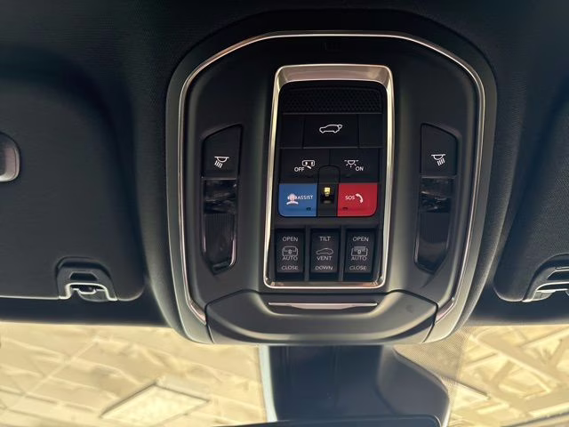 2026 Silver Zynith Jeep Grand Wagoneer 4X4 4X4 SUV