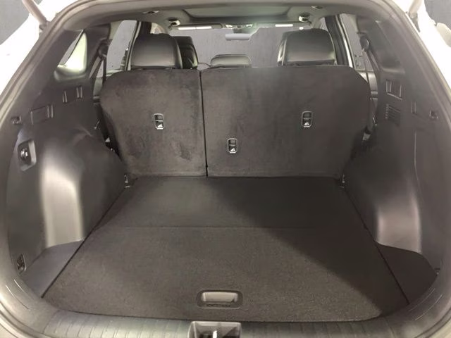 2026 Glacial White Pearl Kia Sportage X-Line AWD SUV
