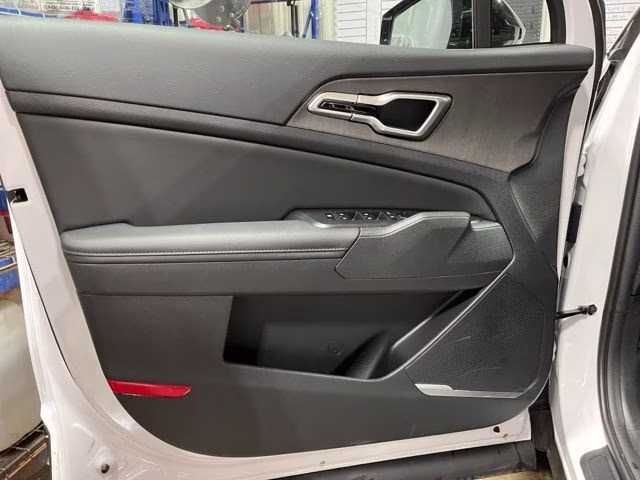 2026 Glacial White Pearl Kia Sportage X-Line AWD SUV