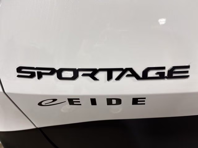 2026 Glacial White Pearl Kia Sportage X-Line AWD SUV