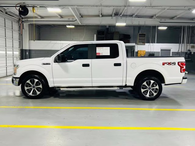 2019 Oxford White Ford F-150 XL 4X4 Truck