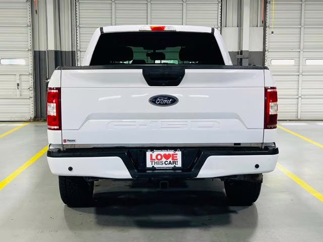 2019 Oxford White Ford F-150 XL 4X4 Truck