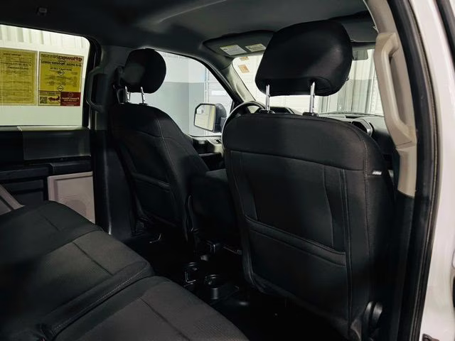2019 Oxford White Ford F-150 XL 4X4 Truck