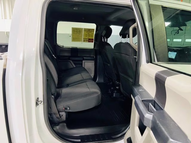 2019 Oxford White Ford F-150 XL 4X4 Truck