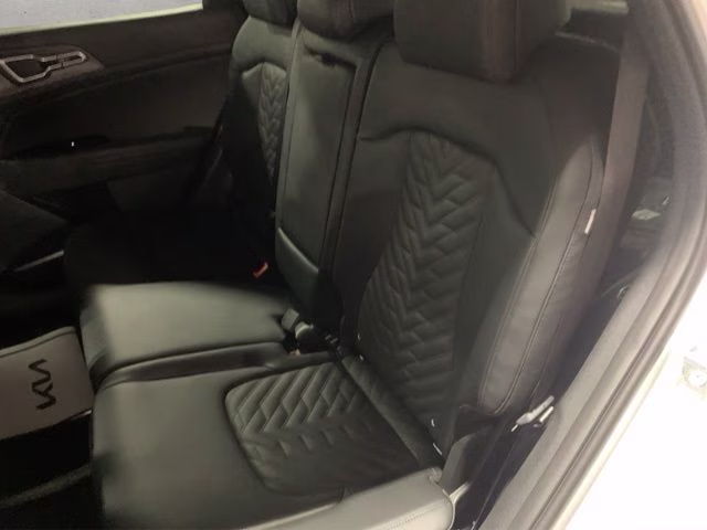 2026 Glacial White Pearl Kia Sportage X-Line AWD SUV