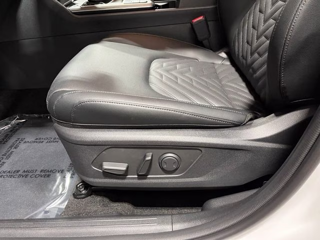 2026 Glacial White Pearl Kia Sportage X-Line AWD SUV
