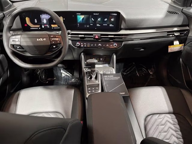 2026 Glacial White Pearl Kia Sportage X-Line AWD SUV