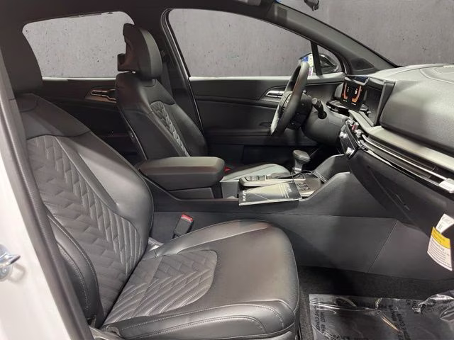 2026 Glacial White Pearl Kia Sportage X-Line AWD SUV