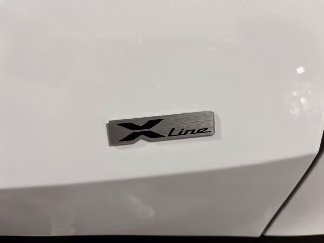 2026 Glacial White Pearl Kia Sportage X-Line AWD SUV