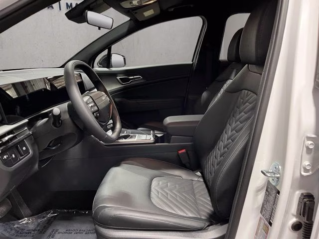 2026 Glacial White Pearl Kia Sportage X-Line AWD SUV