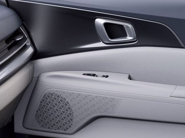 2026 Snow White Pearl Kia Carnival Hybrid SX FWD Van