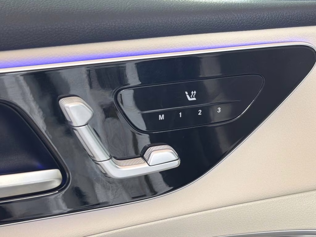 2025 Polar White Mercedes-Benz GLC GLC 300 RWD SUV