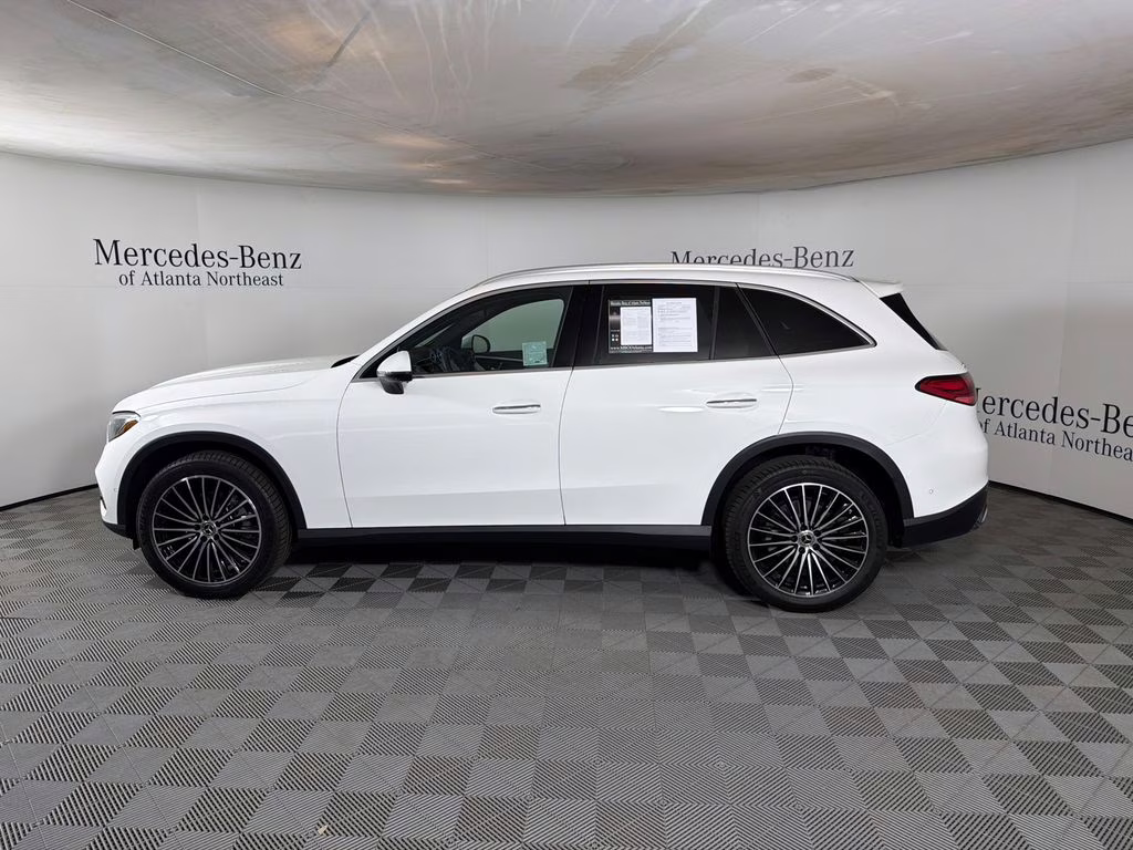 2025 Polar White Mercedes-Benz GLC GLC 300 RWD SUV