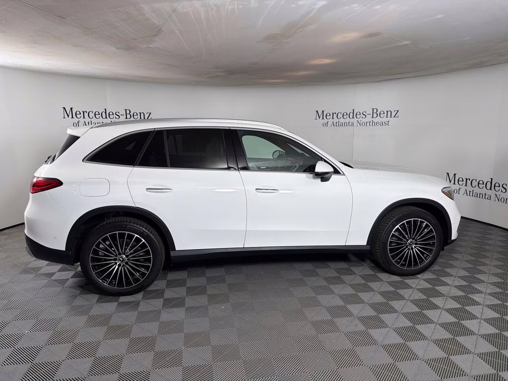 2025 Polar White Mercedes-Benz GLC GLC 300 RWD SUV