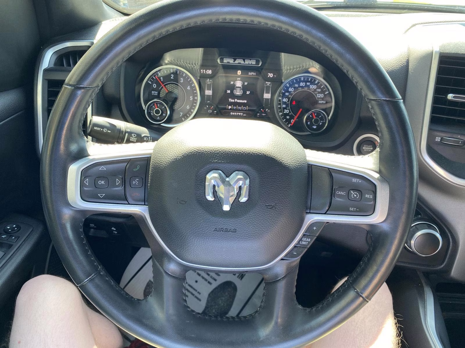 2022 Patriot Blue Pearlcoat Ram 1500 Big Horn 4X4 Truck