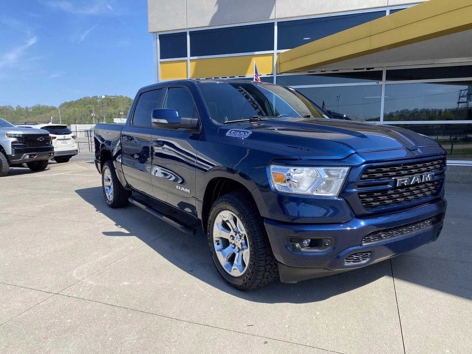 2022 Patriot Blue Pearlcoat Ram 1500 Big Horn 4X4 Truck