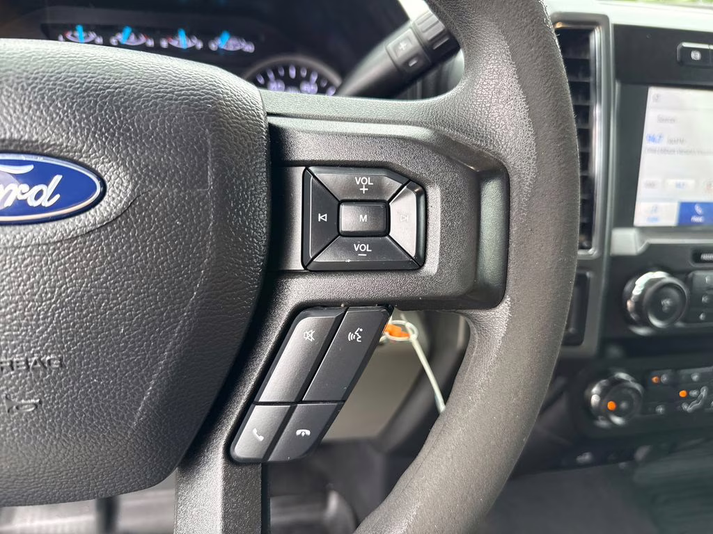2021 Oxford White Ford Super Duty F-350 DRW XLT 4X4 Truck