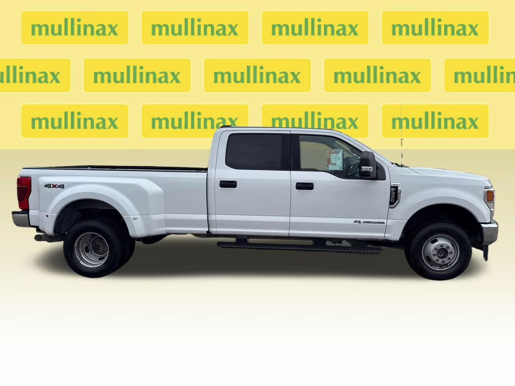 2021 Oxford White Ford Super Duty F-350 DRW XLT 4X4 Truck