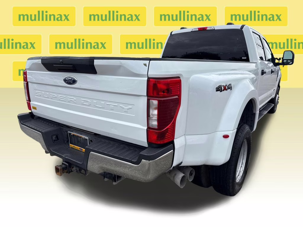 2021 Oxford White Ford Super Duty F-350 DRW XLT 4X4 Truck