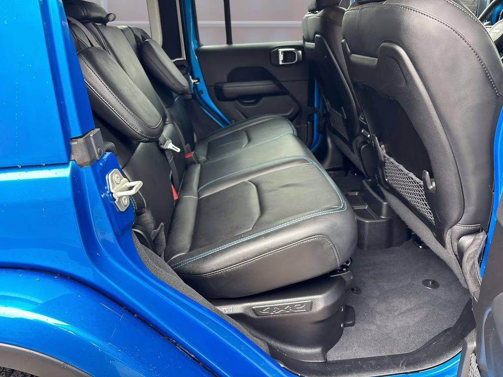 2024 Hydro Blue Pearl Coat Jeep Wrangler Rubicon X 4xe 4X4 SUV