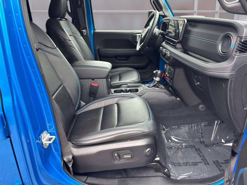 2024 Hydro Blue Pearl Coat Jeep Wrangler Rubicon X 4xe 4X4 SUV