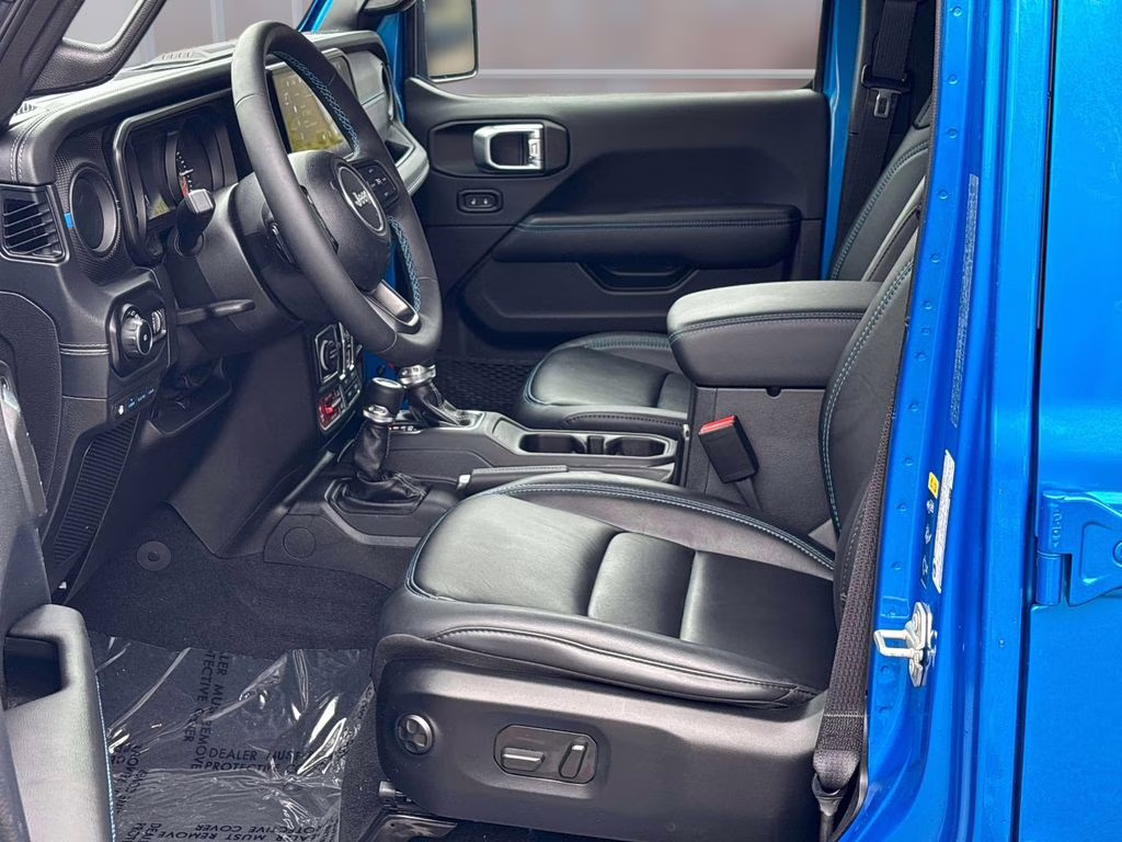 2024 Hydro Blue Pearl Coat Jeep Wrangler Rubicon X 4xe 4X4 SUV