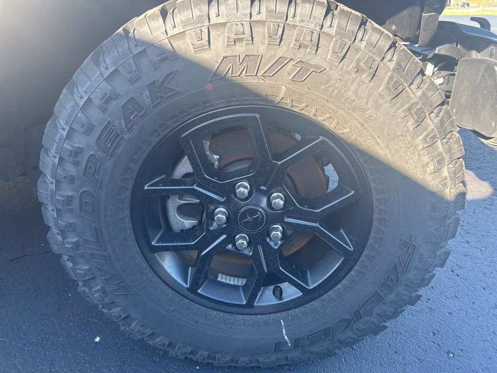 2024 Granite Crystal Metallic Clearcoat Jeep Wrangler Willys 4X4 SUV